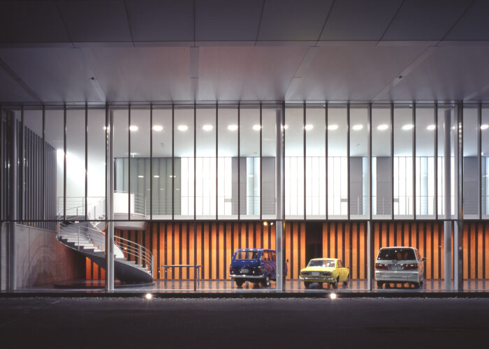 Toyota Auto Body　Development Center 2003　1st floor hall